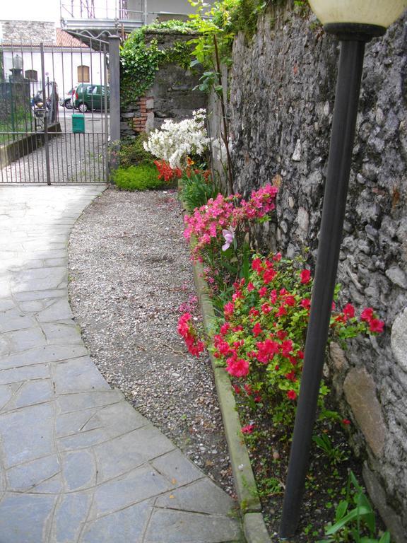 Casa Genia Hotel Stresa Szoba fotó